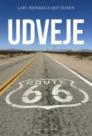 Udveje af Lars Bjerregaard Jessen
